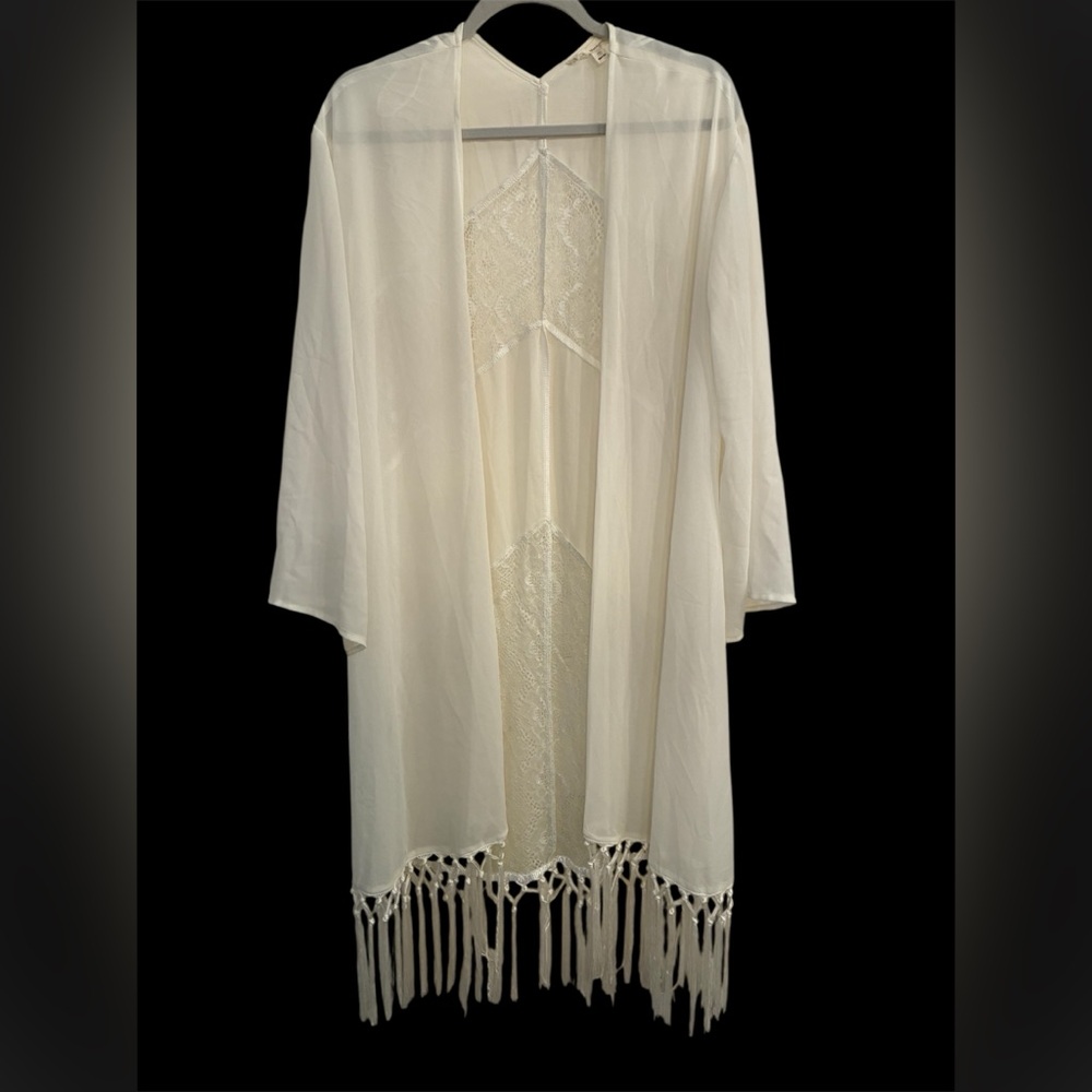 Chic Cream Fringe Shawl